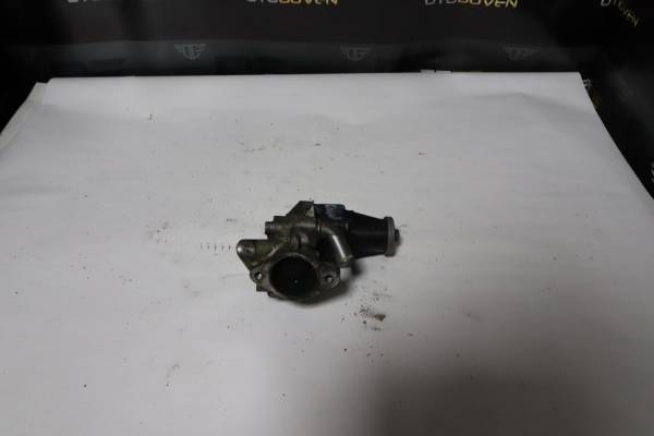 FORD CUSTOM 320 L TREND ÇIKMA PARÇA   SOĞUTUCU